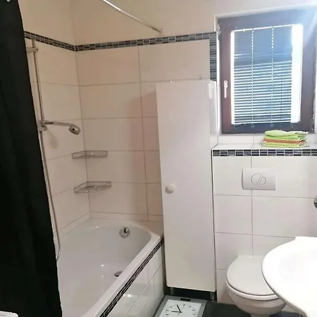 4 Zimmerwohnung In *