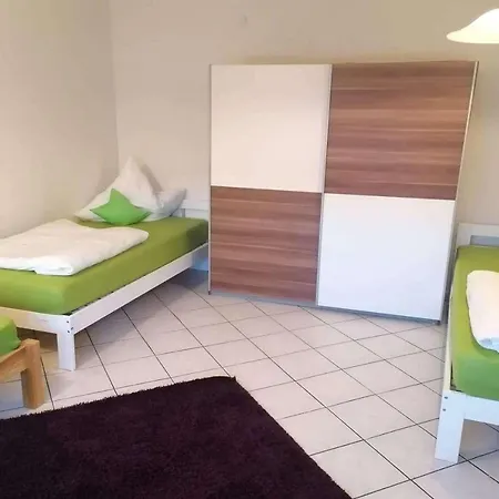 Apartment 4 Zimmerwohnung In *