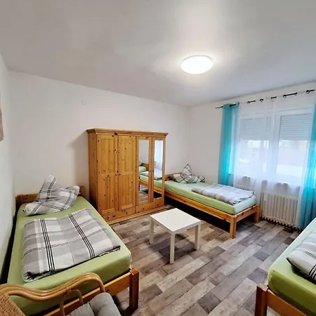 4 Zimmerwohnung In דירה Schoneck